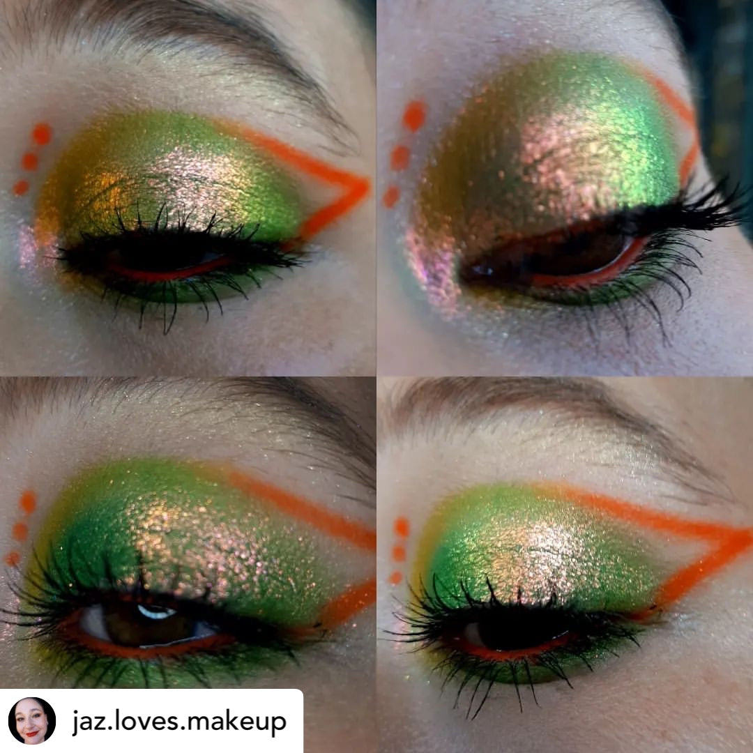 Splice- Foiled Eyeshadow Pan