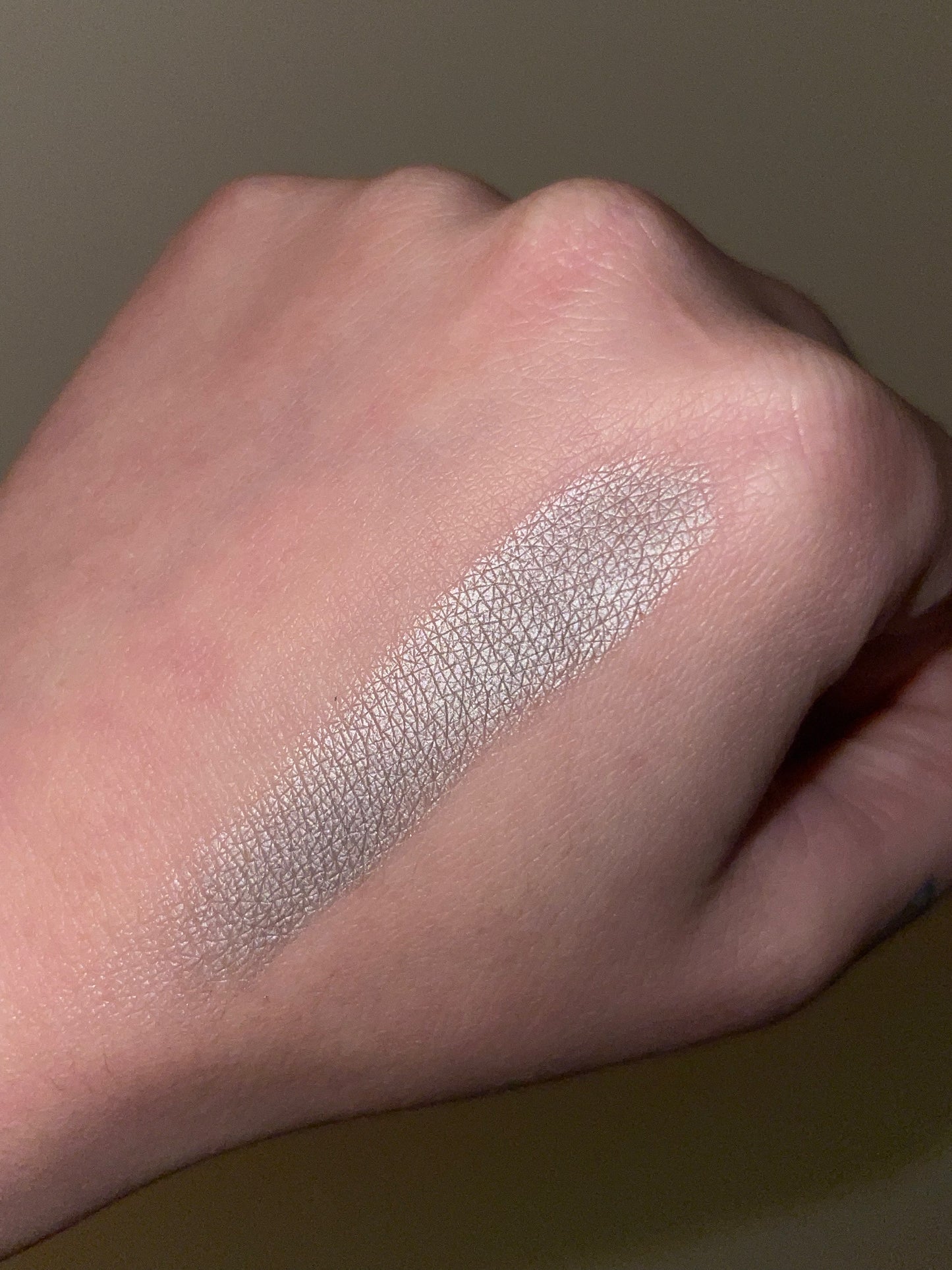 Stone- Foiled Eyeshadow Pan