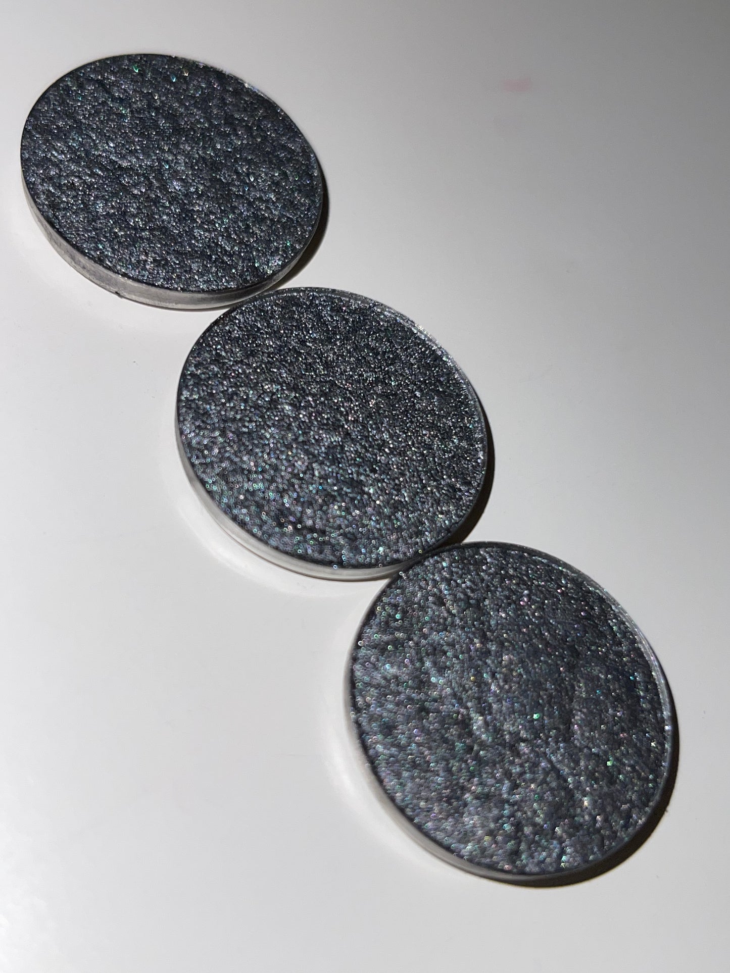 Money Box- Foiled Eyeshadow Pan