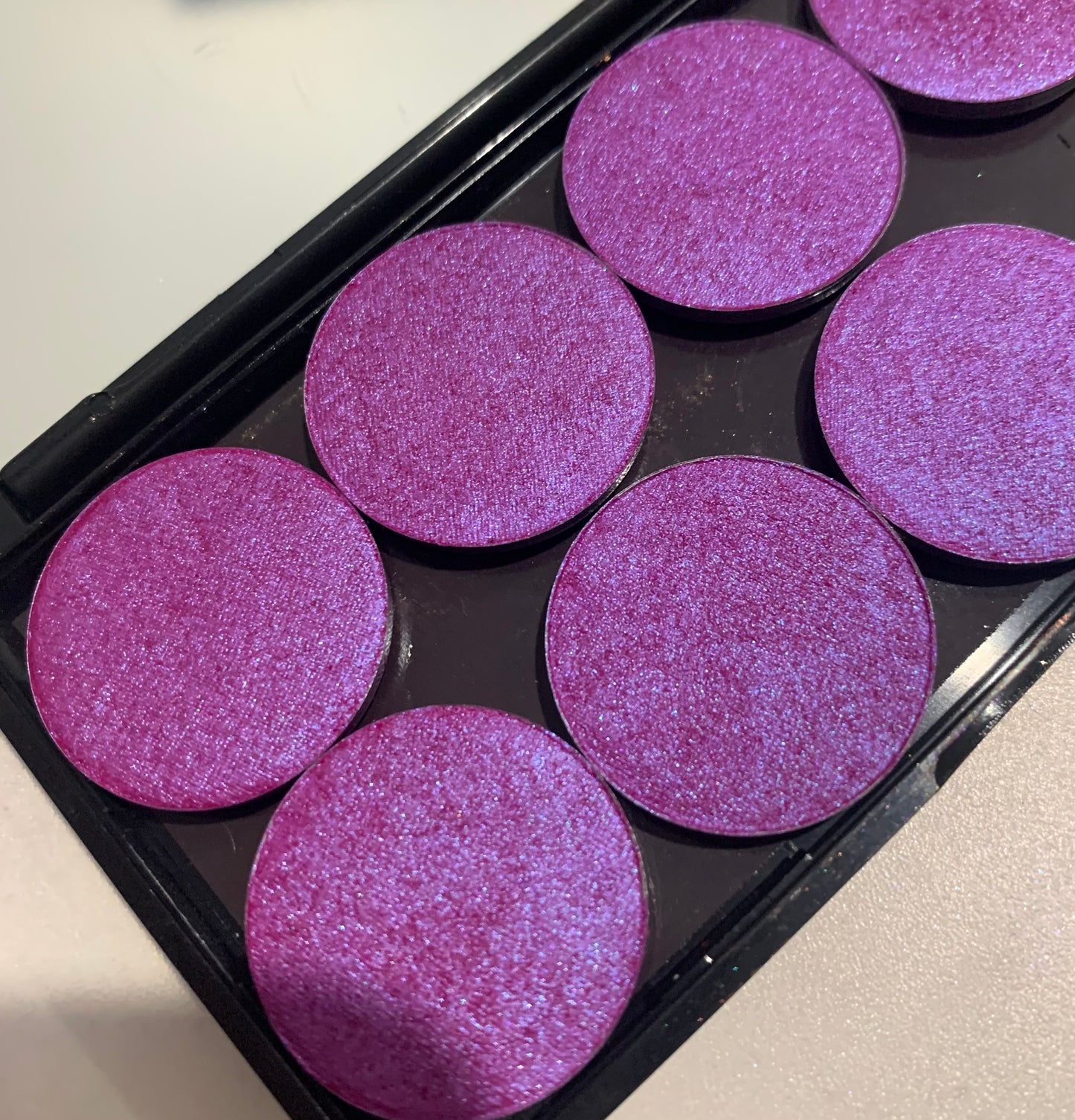 Girl’s Night- Duochrome Foiled Eyeshadow Pan