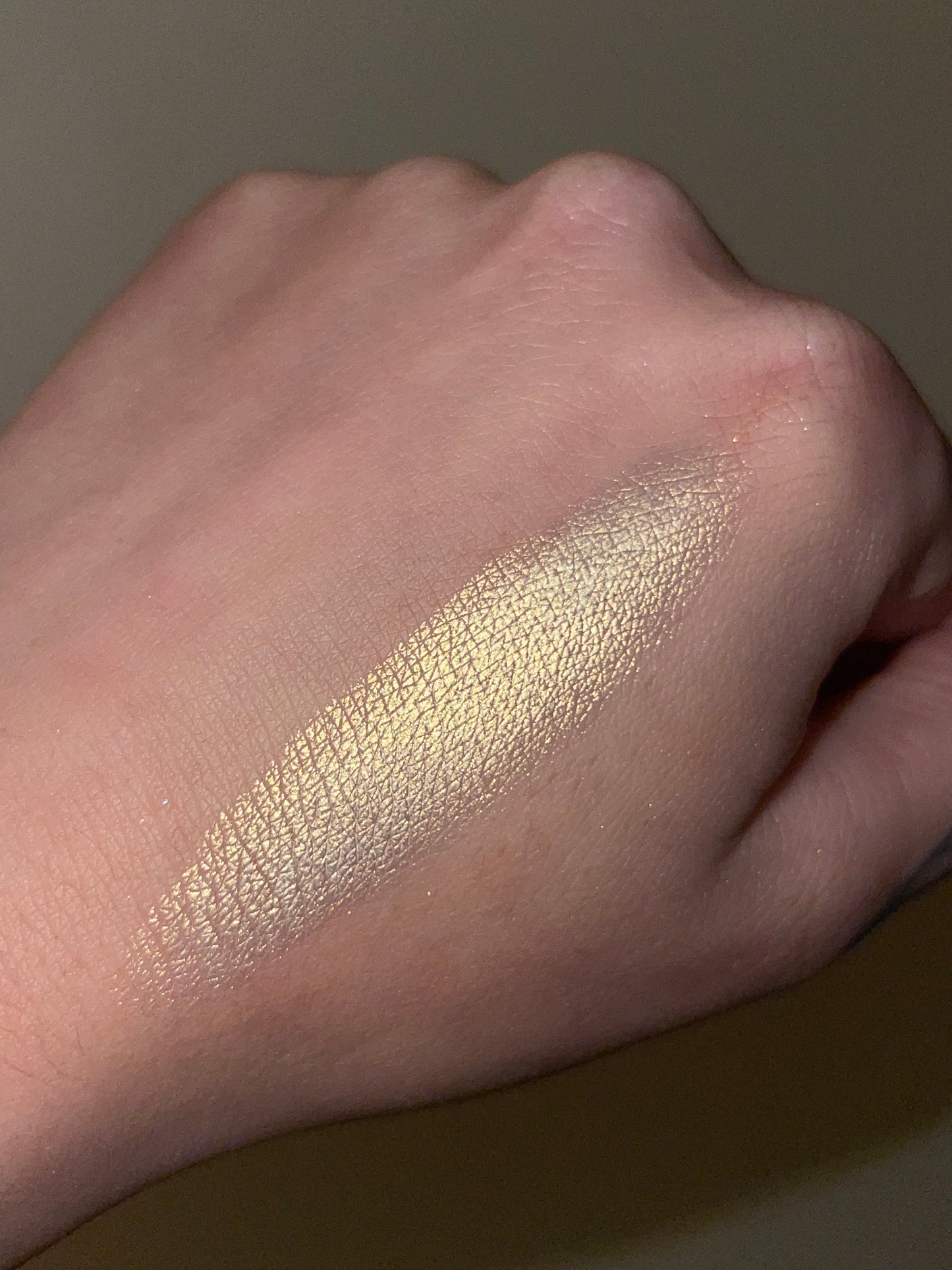 Crepuscular Ray- Pressed Highlighter Pan